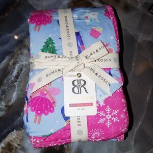 BUMS & ROSES NUTTY OR NICE BUM BUM BLANKET 50" X 50" NEW